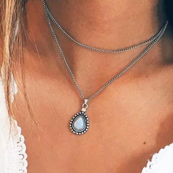 Boutique Jewelry - ✨RESTOCKED!! Antiqued Water Drop Stone Pendant✨